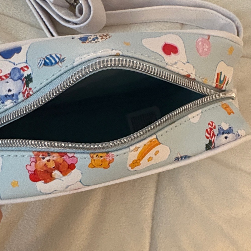 Care Bears Cross body  Bag - Light Blue and Multicolor - Picture 5 of 6